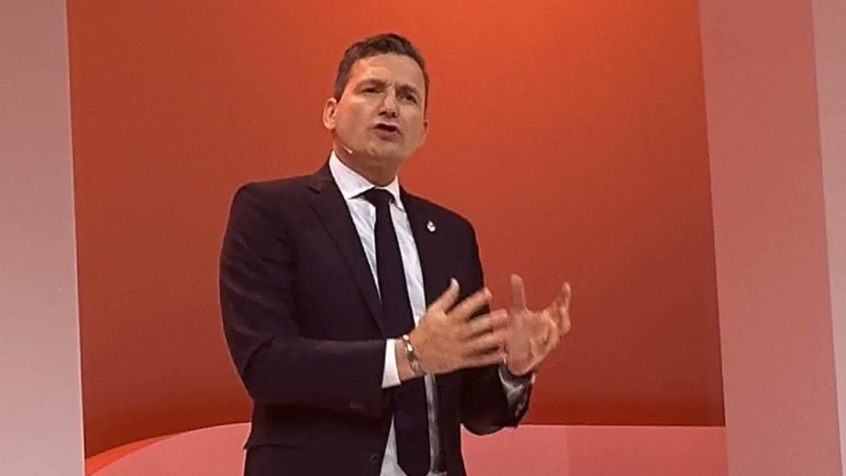 VivaTech 2025 - Le Canada affiche ses ambitions mondiales en IA. moncarnet.com/2025/06/11/viv…