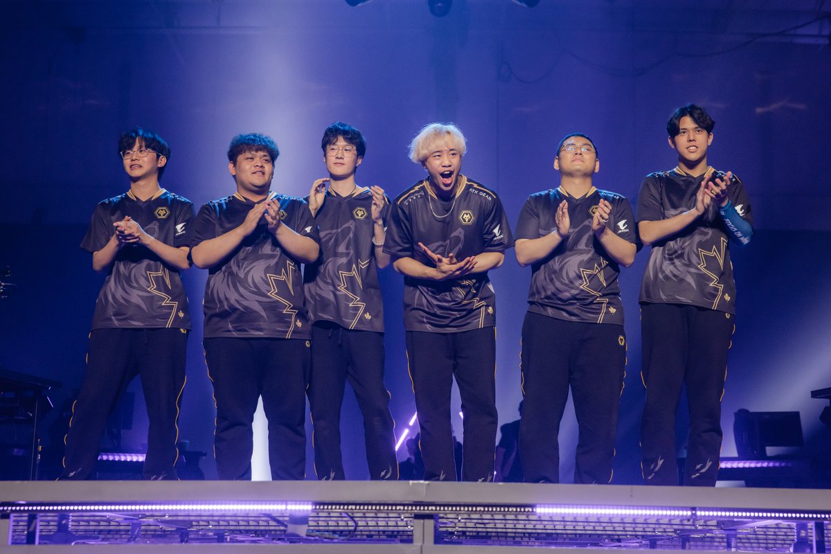 WOLVES ESPORTS HAVE QUALIFIED FOR #VALORANTMASTERS TORONTO PLAYOFFS 

FIRST INTERNATIONAL STAGE PLAYOFF QUALIFICATION FOR EVERY PLAYER ON THE ROSTER