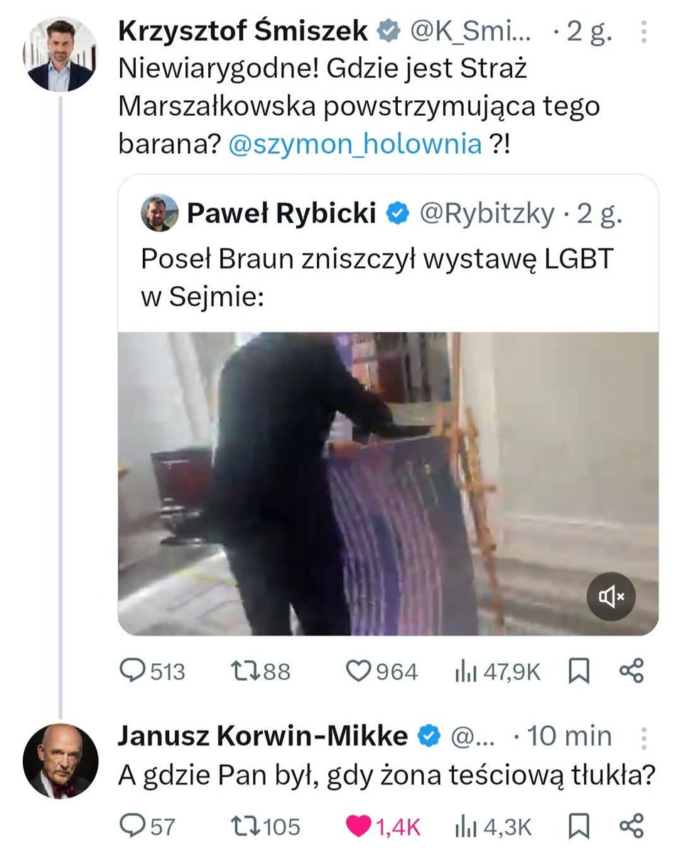 DziadekTuska7's tweet image. Riposta level master. 😂