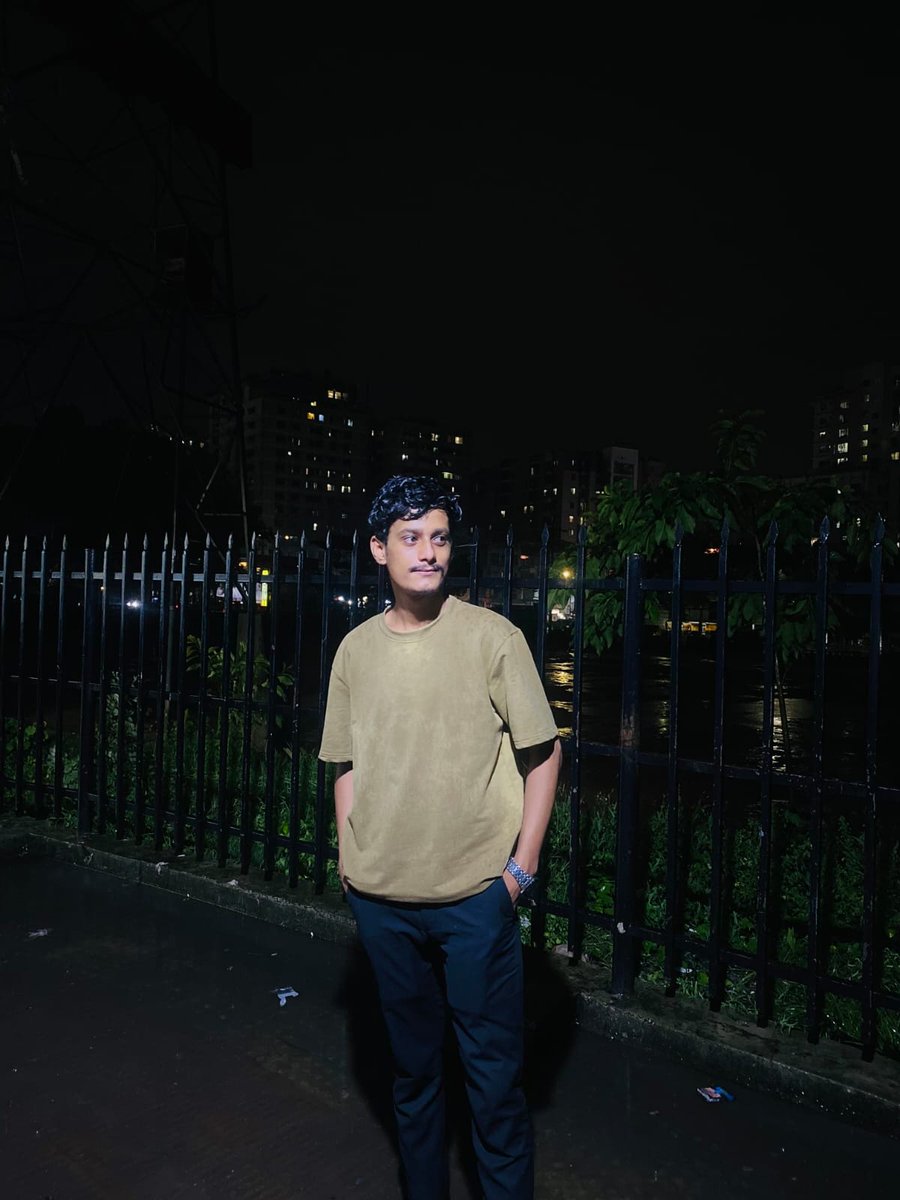 jihadkhan5280's tweet image. Night vibes💕