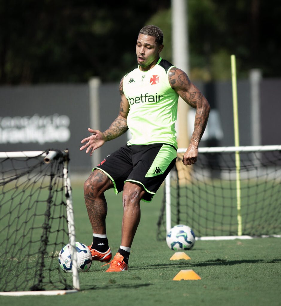 out of context brasileirão tweet media
