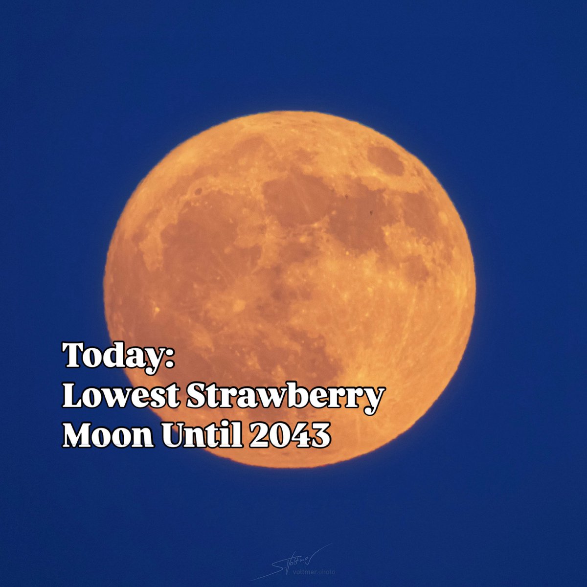 Today:
Lowest Strawberry Moon Until 2043 

Or: Tonight, the Strawberry Moon Kisses the Horizon — Not Again Until 2043 🌝🍓

#fullmoon #strawberrymoon #moon #astrophotography #astronomy #sebastianvoltmer