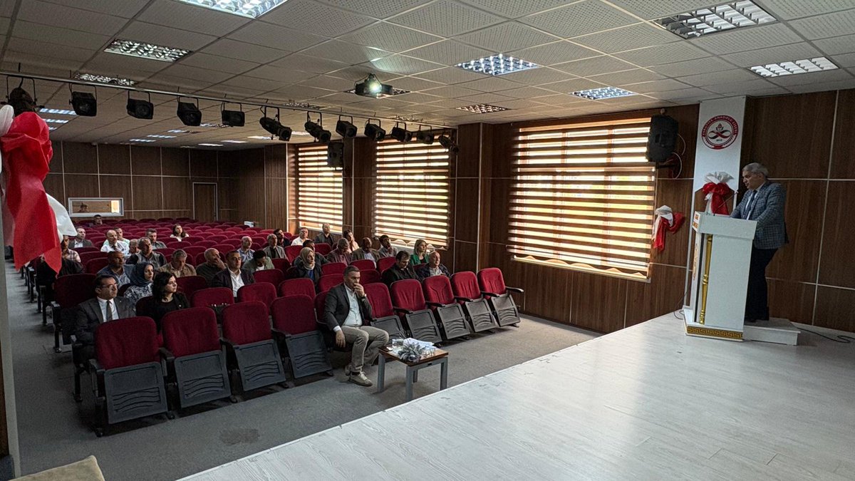 YAKUTİYE İLÇE MEM (@yakutiyemem) on Twitter photo LGS Bilgilendirme Toplantısı Gerçekleştirildi
LGS Bilgilendirme Toplantısı, İlçe Müdürümüz Sn.Abdurrahman GAZİOĞLU başkanlığında, Şb Md.Fatih DEMİR ve okul müdürlerimizin katılımlarıyla Yakutiye Anadolu Lisesinde gerçekleştirildi.
<a href="/tcmeb/">Millî Eğitim Bakanlığı</a>
<a href="/Yusuf__Tekin/">Yusuf Tekin</a>
<a href="/TuncayKaldirim/">Tuncay Kaldırım</a> LGS Bilgilendirme Toplantısı Gerçekleştirildi
LGS Bilgilendirme Toplantısı, İlçe Müdürümüz Sn.Abdurrahman GAZİOĞLU başkanlığında, Şb Md.Fatih DEMİR ve okul müdürlerimizin katılımlarıyla Yakutiye Anadolu Lisesinde gerçekleştirildi.
<a href="/tcmeb/">Millî Eğitim Bakanlığı</a>
<a href="/Yusuf__Tekin/">Yusuf Tekin</a>
<a href="/TuncayKaldirim/">Tuncay Kaldırım</a>