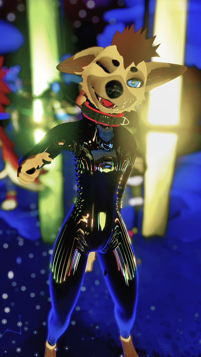 AardwolfEssex's tweet photo. That lighting at Furality was amazing for shiny latex ✨ https://t.co/k6q2561RRs