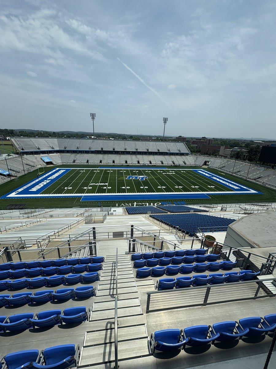 JohnPaulHelberg's tweet image. Roses are red
Raiders are blue 

Our turf is new
So we need you

We have great season ticket options still in place for you to make it out to Floyd Stadium this season. 

Commit to 6!
Call me today! 615-904-8082

#LetsGoBlue