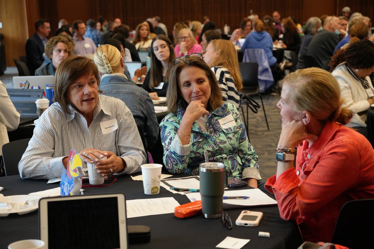KUSOEHS's tweet image. The morning EduTalks from this year’s Summer Conference, “Elevating Education with A.I.,” are now available to watch online!

🔗: youtu.be/PPuUUdeZl2g