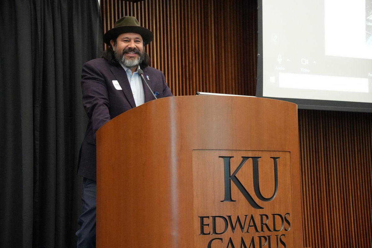 KUSOEHS's tweet image. The morning EduTalks from this year’s Summer Conference, “Elevating Education with A.I.,” are now available to watch online!

🔗: youtu.be/PPuUUdeZl2g