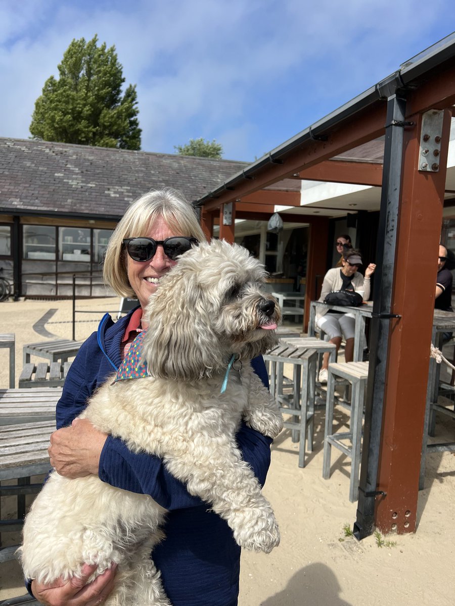 A good day today pals … a big adventure over the Purbeck Hills at Studland to Old Harry Rocks and along the SW Coast path.  Even better, I was allowed to go to the pub for lunch … not so good, mum was caught giving Milo a cuddle at the coffee stop in the morning 😳😬