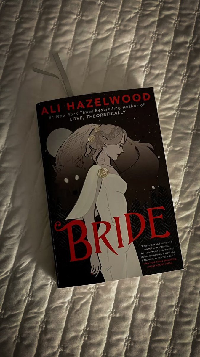 SpoiledbyMolly's tweet image. Vampires. Possessive deals.
She’s powerful, spoiled, and always fed.

Sound familiar?

📖 Bride by Ali Hazelwood

#softdomme #unbotheredandbooked #romantasyreader #facelesscreator #cozydominance
