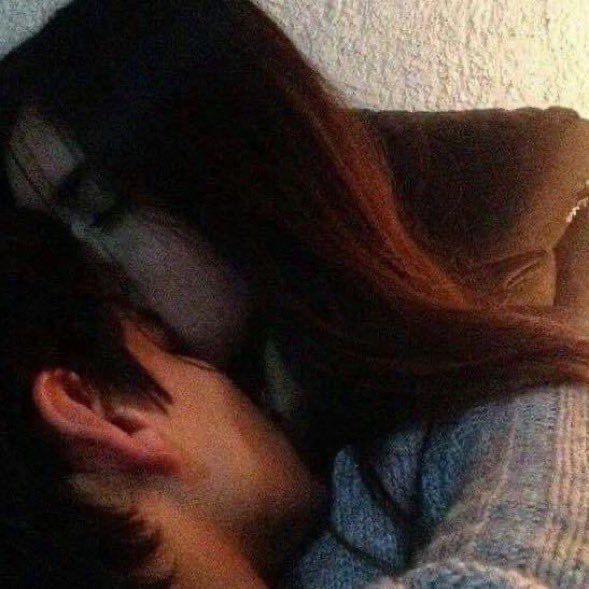 El Guarromántico tweet media