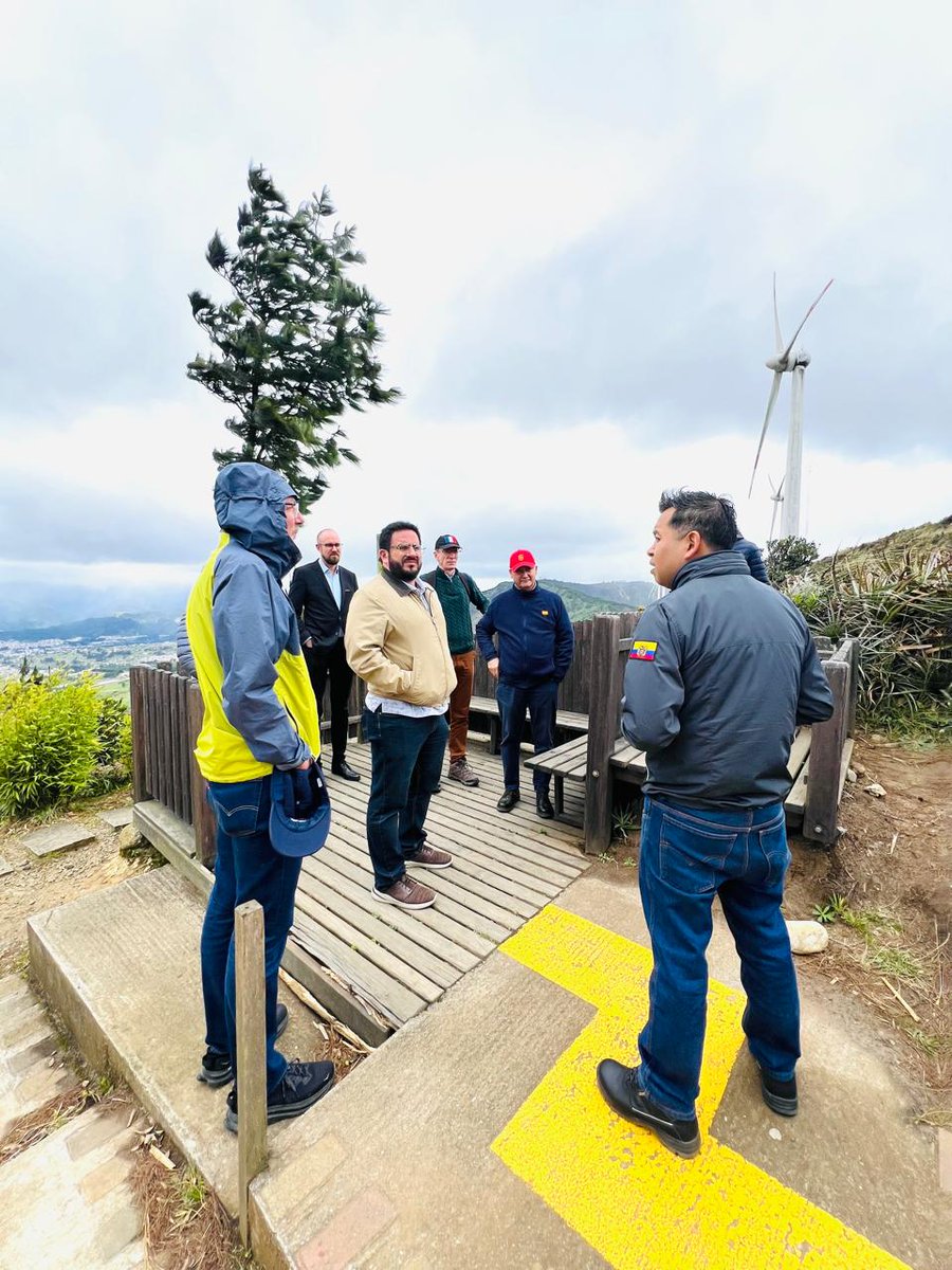 Europa - Jekaterina Doródnova (@euambecuador) on Twitter photo Invitados por #GrupoCobra, junto a su Director #EduardoMora, <a href="/CELECEPOficial/">Corporación Eléctrica del Ecuador🇪🇨</a>, Min. de Energía y Minas, Prefecto de Loja <a href="/mariomancino/">Mario Mancino</a>, Emb y diplomáticos de 🇪🇺, 🇪🇸, 🇫🇷, 🇩🇪, 🇫🇮, así como 🇨🇦 visitamos parque eólico #Villonaco. Las energías renovables son el futuro de #ECU y del 🌎 Invitados por #GrupoCobra, junto a su Director #EduardoMora, <a href="/CELECEPOficial/">Corporación Eléctrica del Ecuador🇪🇨</a>, Min. de Energía y Minas, Prefecto de Loja <a href="/mariomancino/">Mario Mancino</a>, Emb y diplomáticos de 🇪🇺, 🇪🇸, 🇫🇷, 🇩🇪, 🇫🇮, así como 🇨🇦 visitamos parque eólico #Villonaco. Las energías renovables son el futuro de #ECU y del 🌎