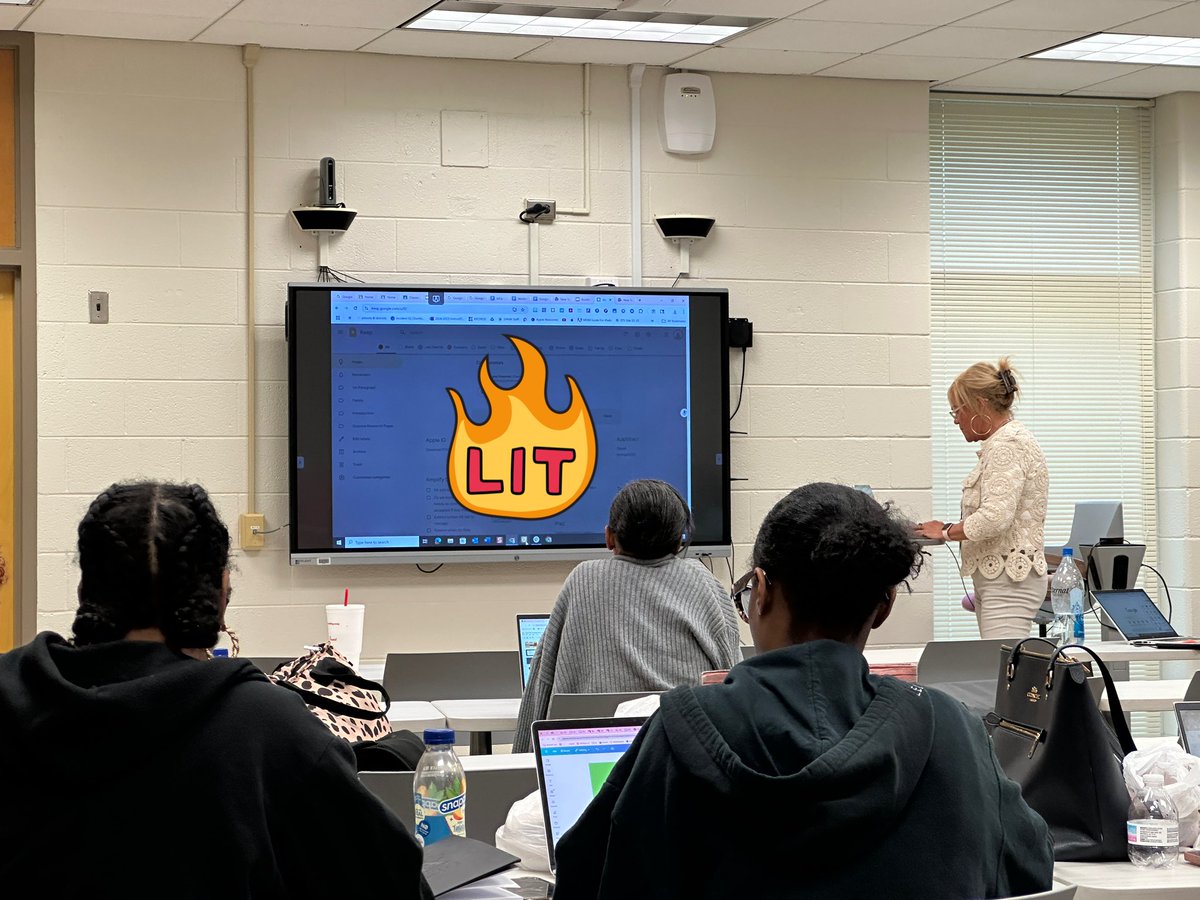 Jen Hall, NBCT (@apsitjen) on Twitter photo Got stickie notes? <a href="/apsitlynn/">Lynn Freeman, Ed.S Instructional Technology</a> is sharing the power of using Google Keep for educators during session five of the <a href="/APSInstructTech/">APS IT Department</a> <a href="/apsupdate/">ATL Public Schools</a> <a href="/GoogleForEdu/">Google for Education</a> Level 2 Boot Camp. #edtech <a href="/apsitnatasha/">Dr. Natasha Rachell</a> Got stickie notes? <a href="/apsitlynn/">Lynn Freeman, Ed.S Instructional Technology</a> is sharing the power of using Google Keep for educators during session five of the <a href="/APSInstructTech/">APS IT Department</a> <a href="/apsupdate/">ATL Public Schools</a> <a href="/GoogleForEdu/">Google for Education</a> Level 2 Boot Camp. #edtech <a href="/apsitnatasha/">Dr. Natasha Rachell</a>