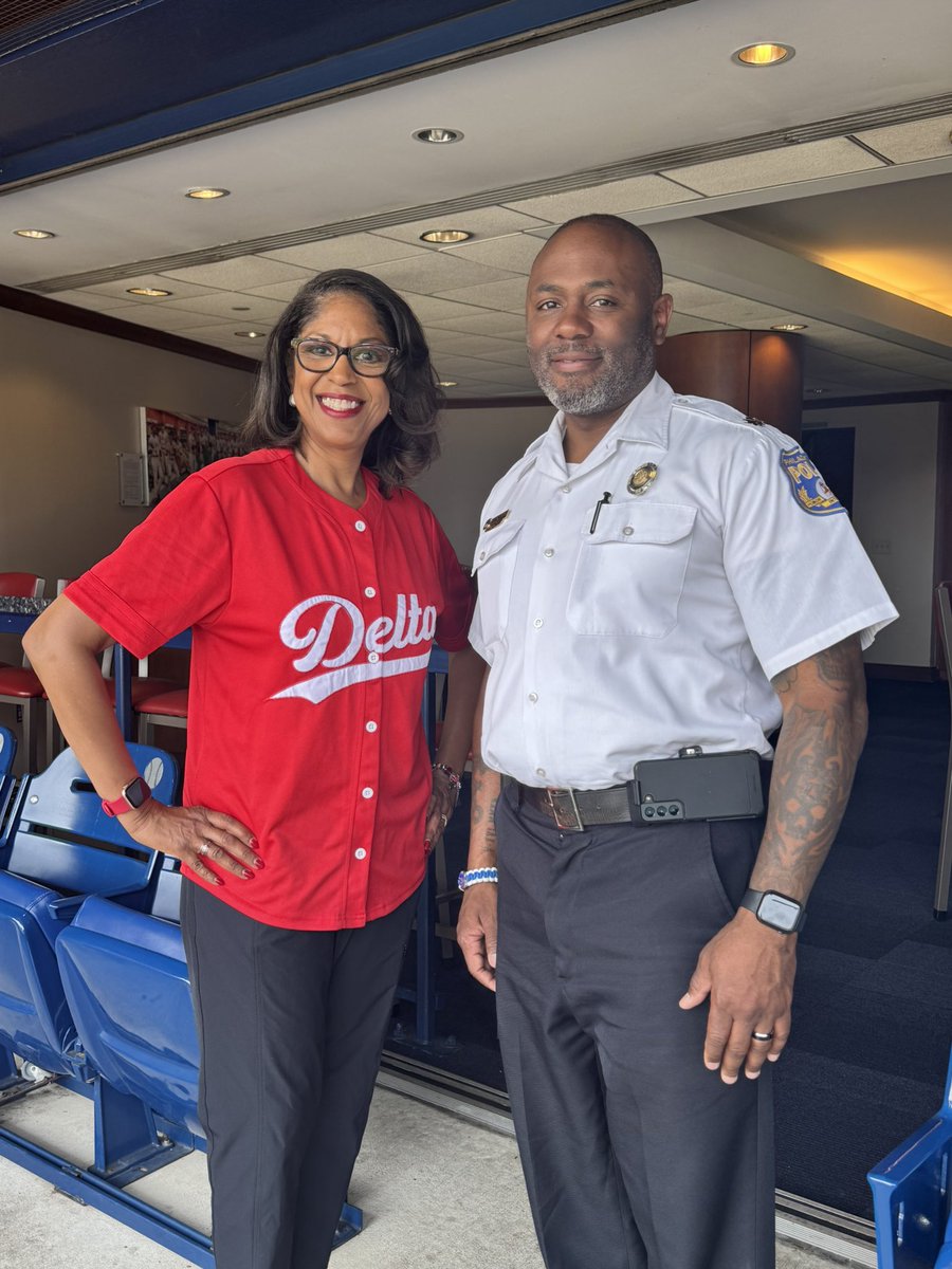 PPDInspJThomas's tweet image. Great day at the Phillies game in celebration of the legacy of Historically Black Colleges and Universities! Great step show and drumline showcase with Divine Nine fraternities and sororities. Shout out to the Mayors Office of D9 and HBCU engagement!