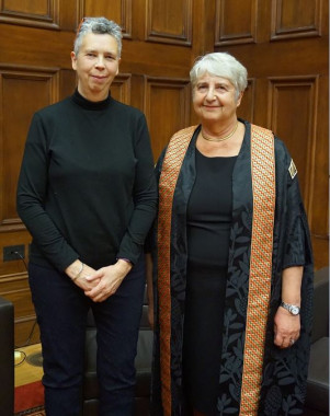 PAWarchuk's tweet photo. I certainly hope they don't take the approach that the English judiciary took with their new gowns: https://t.co/BhPH01ogxB

I suspect they'll go for something similar to New Zealand: https://t.co/5xlalceAuC

I wonder if they will also ditch court dress, like the UK and NZ? https://t.co/SalkRoJ268