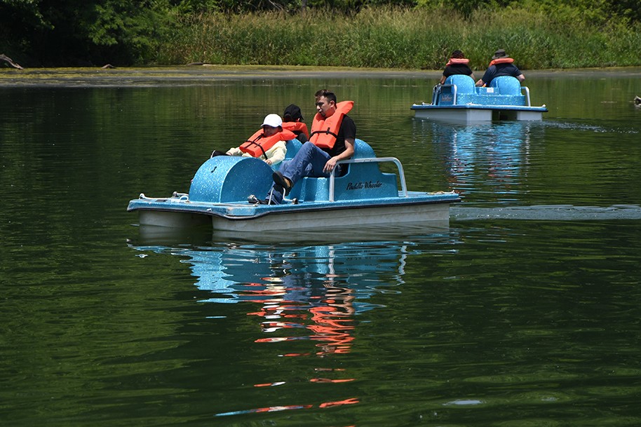 Jackson County MO (@jacksoncountymo) on Twitter photo Summer fun has officially begun! <a href="/MattieRhodes/">Mattie Rhodes Center</a> Center brought out our first #KidstothePark group of the season to Jackson County Parks + Rec. The group soaked up the sunshine and had a blast at Lake Jacomo Marina—a perfect kickoff to an exciting summer ahead! 🌞🚤 Summer fun has officially begun! <a href="/MattieRhodes/">Mattie Rhodes Center</a> Center brought out our first #KidstothePark group of the season to Jackson County Parks + Rec. The group soaked up the sunshine and had a blast at Lake Jacomo Marina—a perfect kickoff to an exciting summer ahead! 🌞🚤