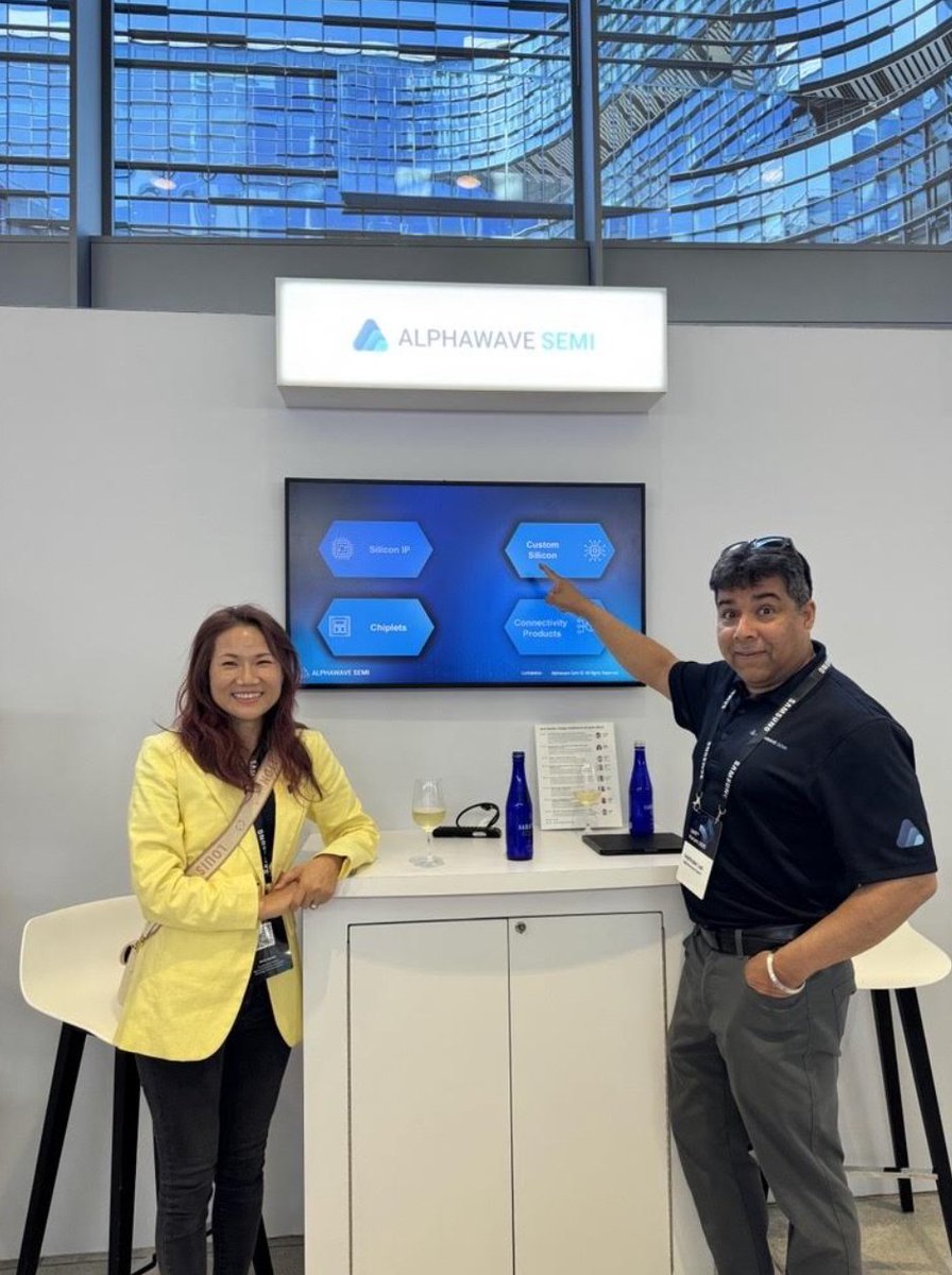 Alphawave Semi (@alphawavesemi) on Twitter photo Alphawave Semi joined our partner <a href="/Samsung/">Samsung Electronics</a> at the Samsung Safe 2025 event last week, advancing semiconductor technology and collaboration across the industry! Events like this underscore the importance of shared innovation. Alphawave Semi joined our partner <a href="/Samsung/">Samsung Electronics</a> at the Samsung Safe 2025 event last week, advancing semiconductor technology and collaboration across the industry! Events like this underscore the importance of shared innovation.