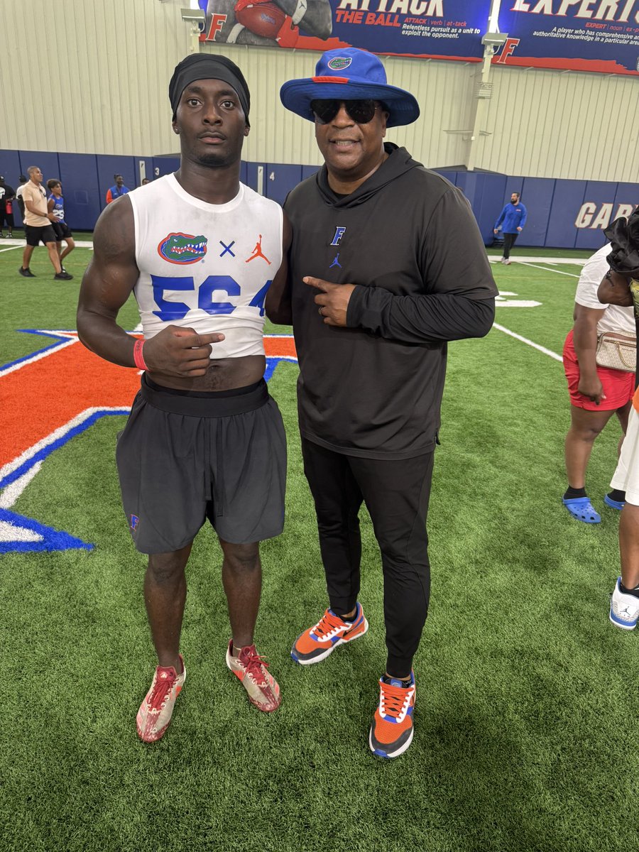 Azavier.(Z3)Denmark tweet media