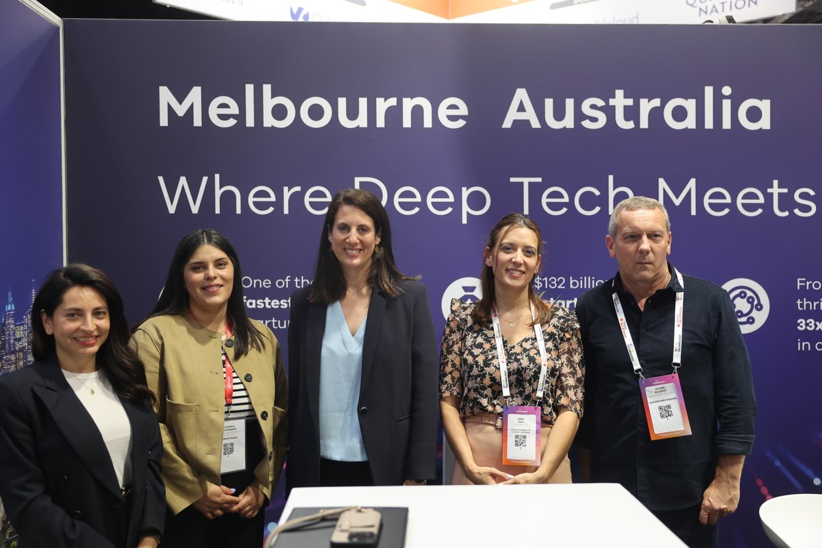 ChooseParisReg's tweet image. 🚀☀️ #VivaTech .@ADublanche a rencontré Intrepid Travel 🇦🇺, leader mondial du voyage d'aventure durable, certifié B Corp. Avec plus de 35 bureaux dans le monde, l'entreprise propose plus de 1000 aventures en petits groupes dans 120 pays sur tous les continents #tourismedurable