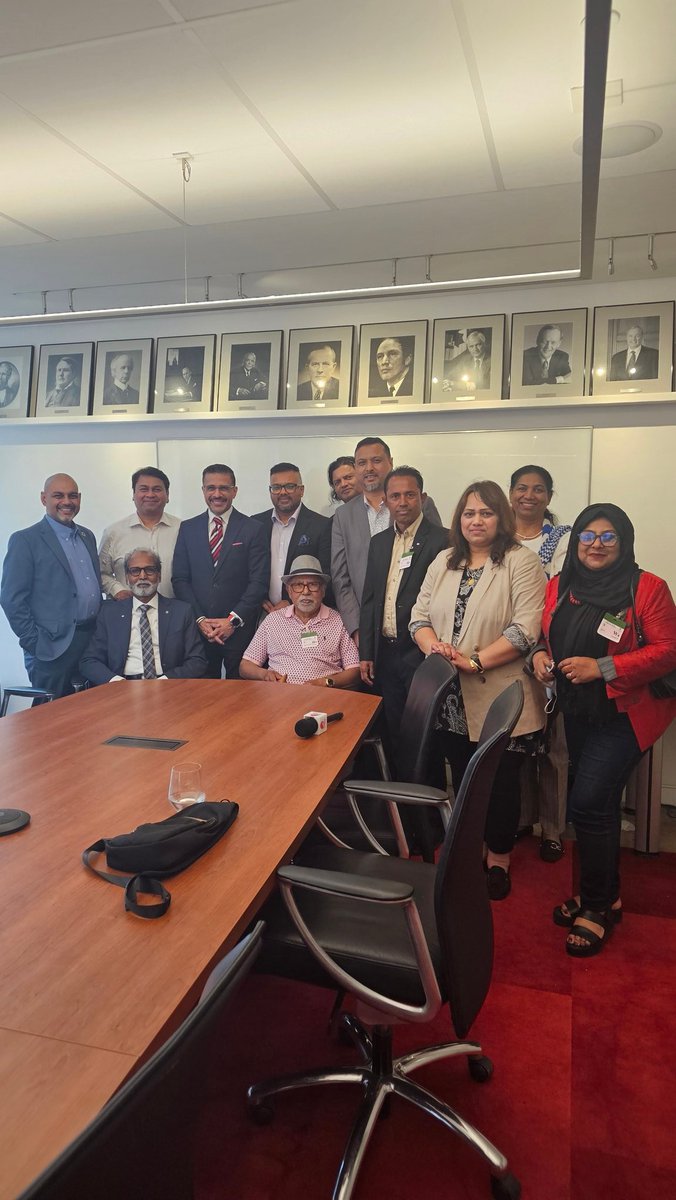 Merci aux membres de notre communauté #scarborough d'avoir visité le siège de @liberalca, c'était formidable de s'asseoir et de discuter

Thank you to members of our #scarborough community for visiting @liberalca hq, it was great to sit down and discuss