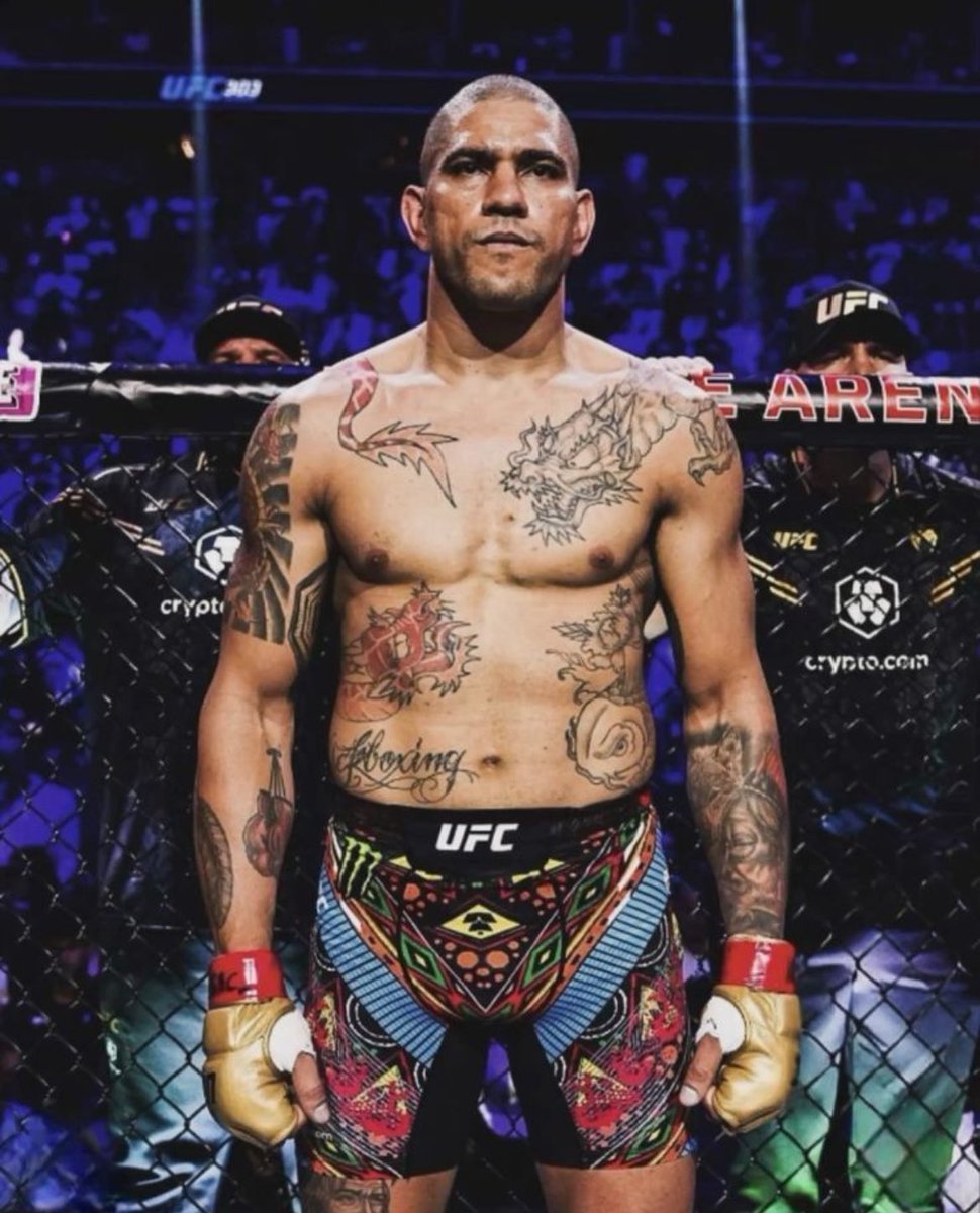 “The One The Only” Alex “Poatan” Pereira
kampa girdi Chamaa