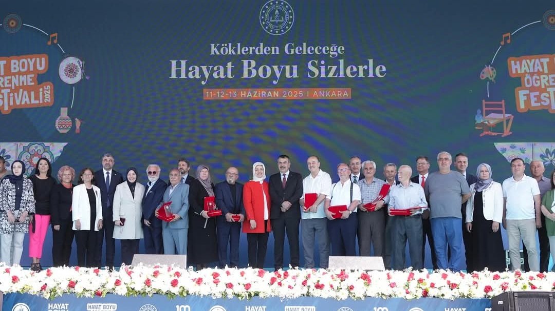 MEB Hayat Boyu Öğrenme Genel Müdürlüğü tweet media