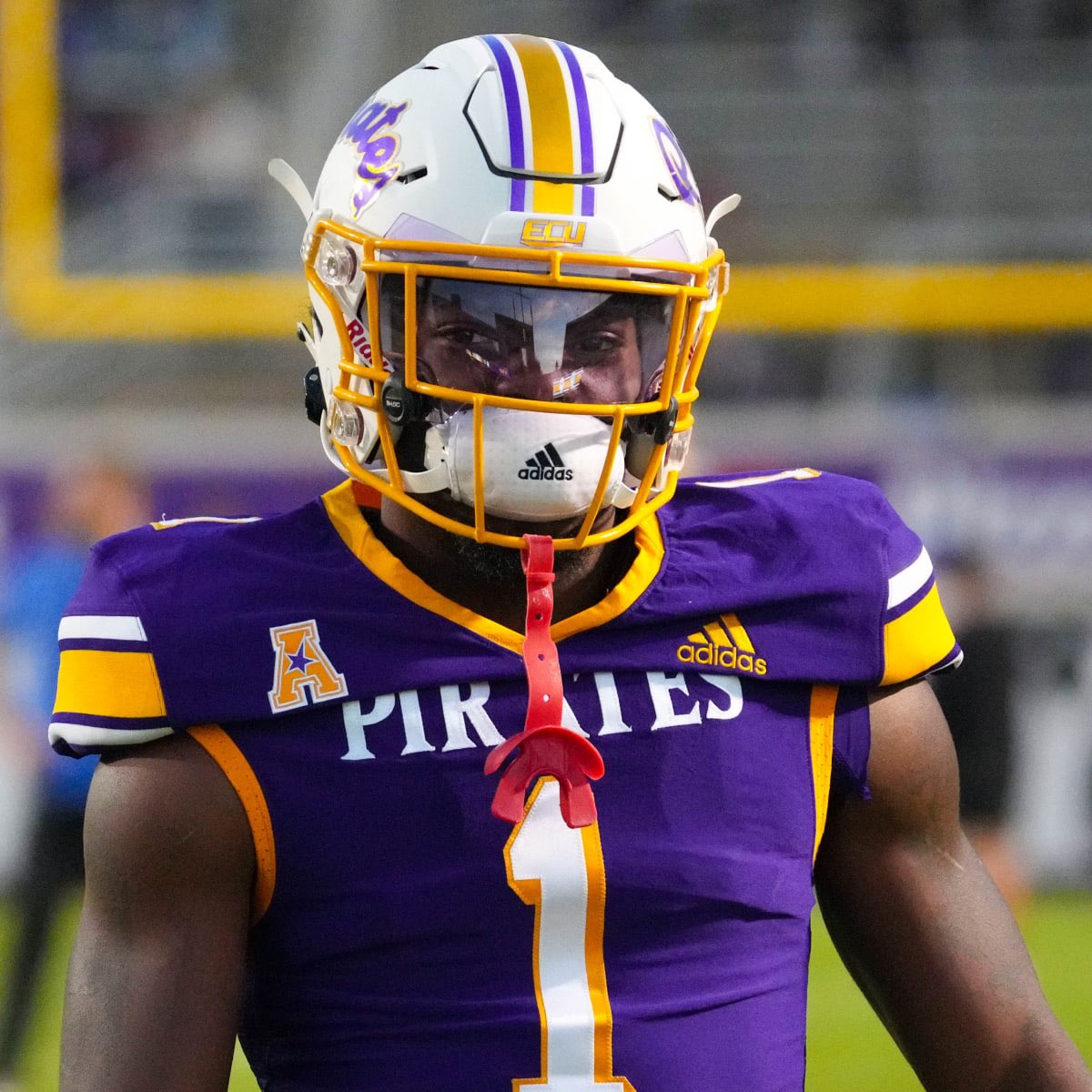 majaythompson12's tweet image. After a great conversation with @Dyrell_Roberts I am blessed to receive an offer from @ECUPiratesFB !!