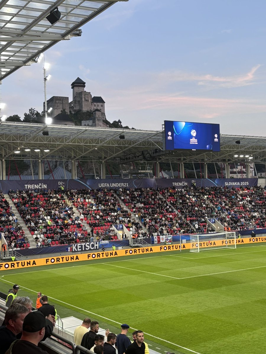 #EuroU21 #PortugalVsFran #Slovenia allez les bleuets !!!