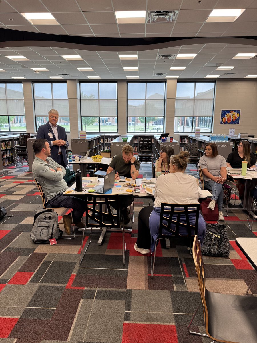 AlabasterSupt's tweet image. Excited to be a part of the “Visual Learning” PD at Thompson High School this morning along with some outstanding secondary educators.
Summer learning is often the best learning 📚!