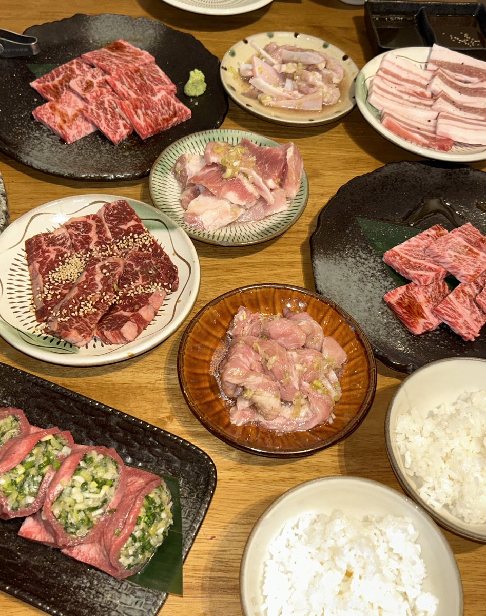 peacearhpn's tweet image. นี่คือร้านโปรดที่สุดในชีวิตชั้น เป็นมื้ออาหารรางวัลชีวิต no.1 Oniku to Gohan, Ari 🥩#peacearhpn