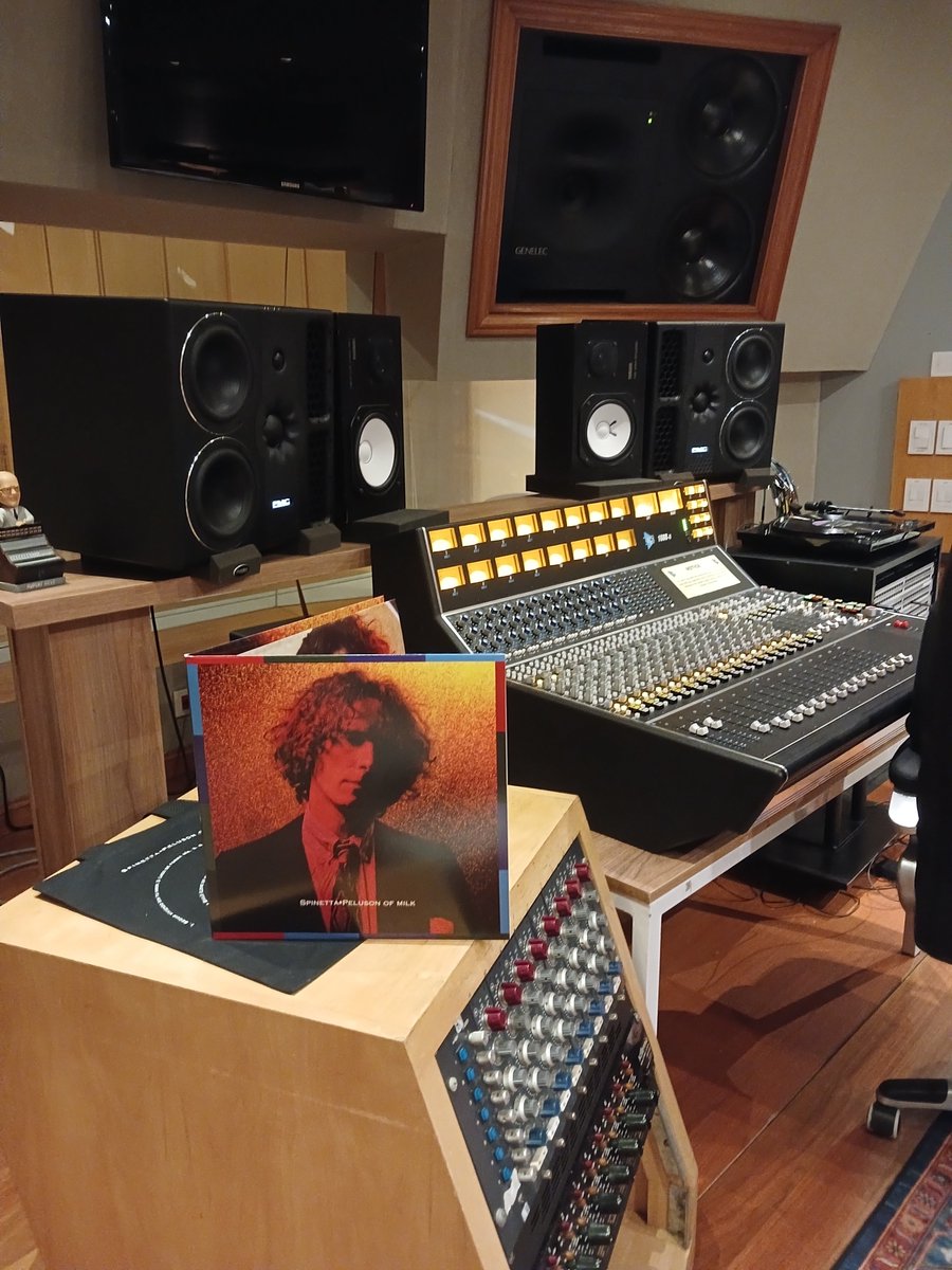 spinettamente's tweet photo. En 10´ sale el Capítulo 31 con Cata Spinetta y la reedición remasterizada de "Pelusón of milk". 
Venite a escucharlo a tu plataforma preferida. 
Y seguinos en redes como @spinettamente https://t.co/02CYemGjkR