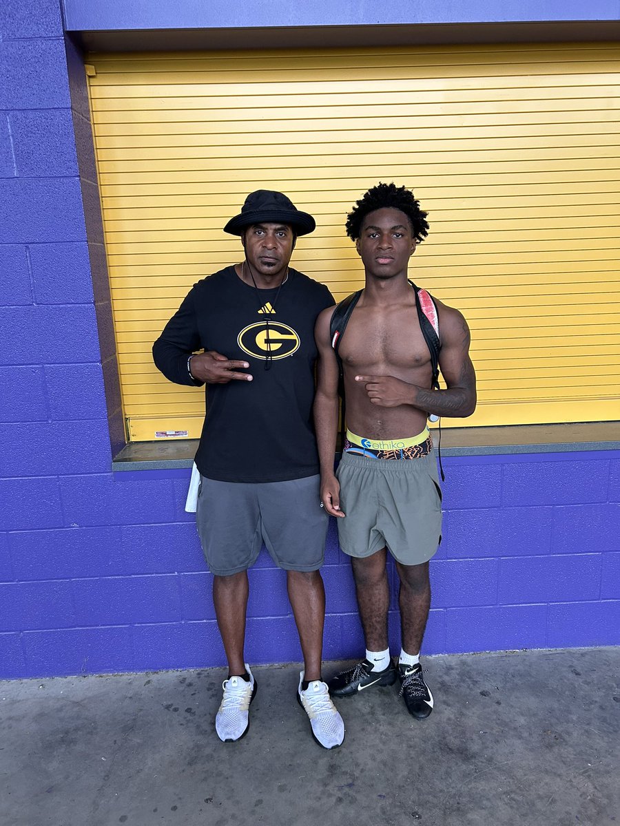 Come on👀👀 <a href="/GSU_TIGERS/">Grambling State Athletics</a> <a href="/CoachAD__12/">Coach A.D</a> <a href="/GSUFootball01/">Grambling State Football 🐯</a> <a href="/KrisPeters06/">COACH KRIS PETERS</a> <a href="/Erik_Losey/">Erik Losey</a> <a href="/NevilleTigersFB/">Neville Tiger Football</a>