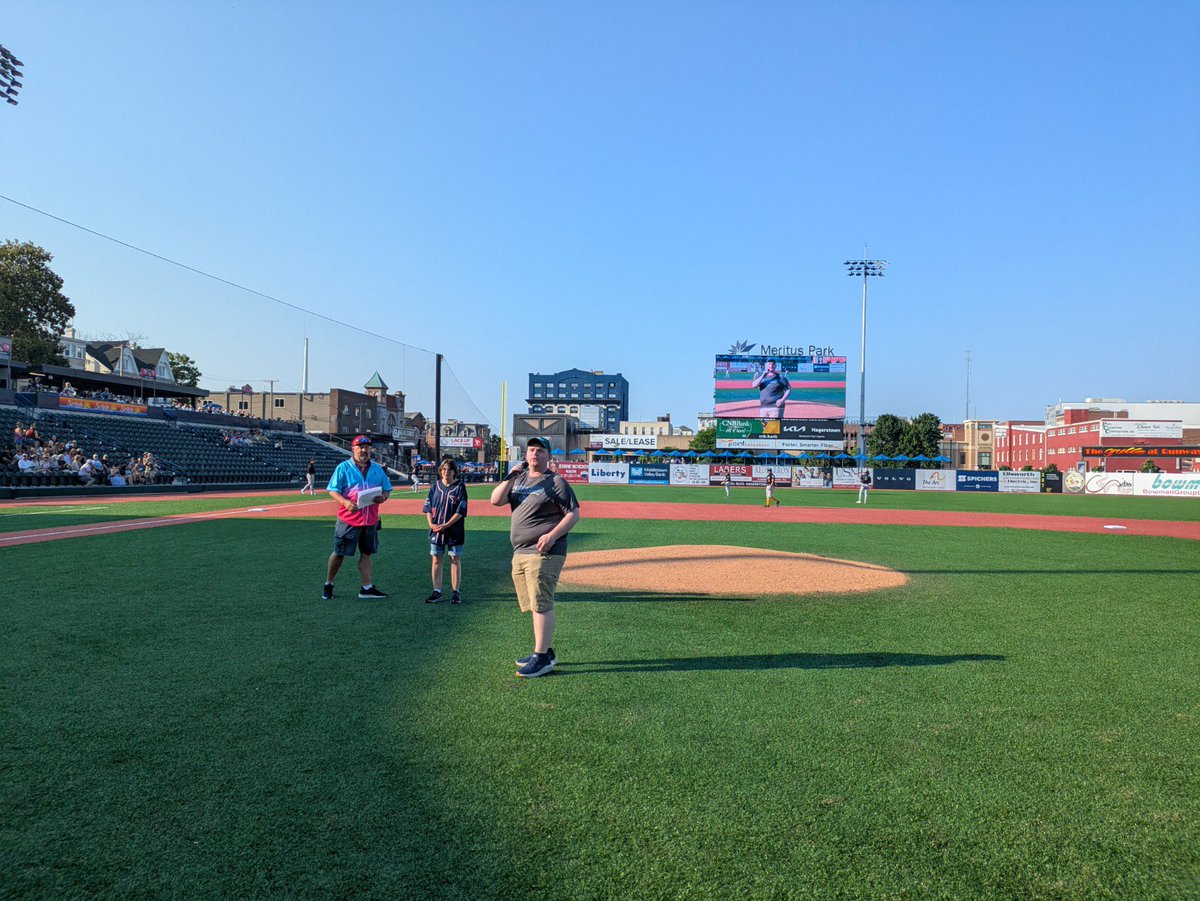 Great time representing CNB Bank at our Community Hero’s Night at Meritus Park! <a href="/goflyingboxcars/">Hagerstown Flying Boxcars</a>