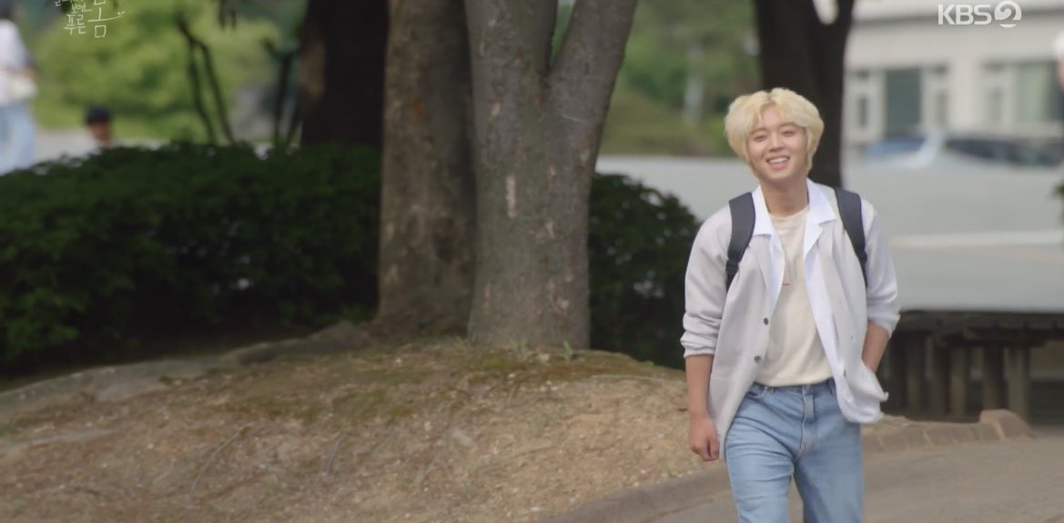 “a car almost hit me on my way to school. in the past, i wouldn’t have minded dying that way but today it scared me….. because then, i’ll no longer see you. i love you. now that i see you, i feel alive again” .. sobin was really yeojun’s light 🥹