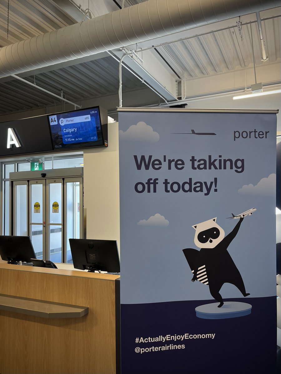 flyyhm's tweet image. We've evolved & so have your options! We’re thrilled to celebrate the launch of 2 new west-inations (😉) as @porterairlines' inaugural flights to Calgary (YYC) & Edmonton (YEG) officially take off today, completing the rollout of four exciting routes available to/from #HamOnt! ✈️