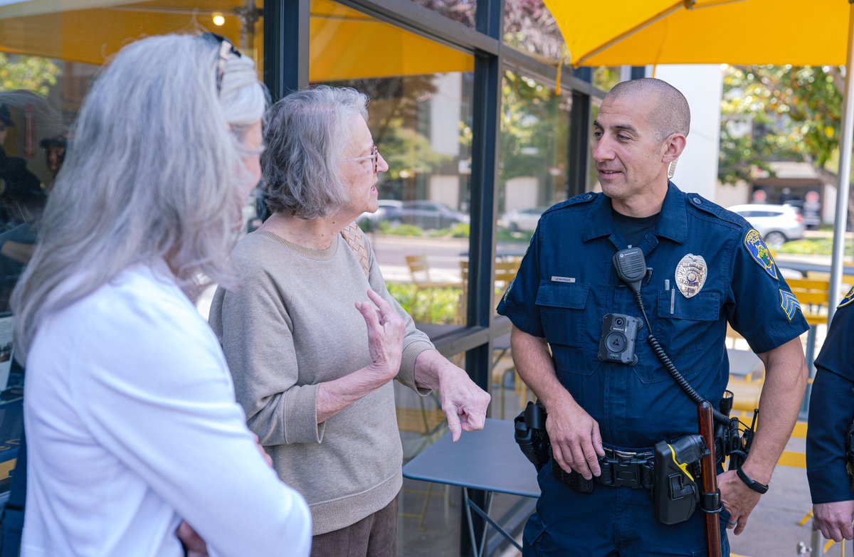 Thank you to all who attended Coffee with a Cop today at Philz Coffee! We had a great turnout, delicious coffee and lots of good conversations. See you at the next one, Fremont! ☕🚔