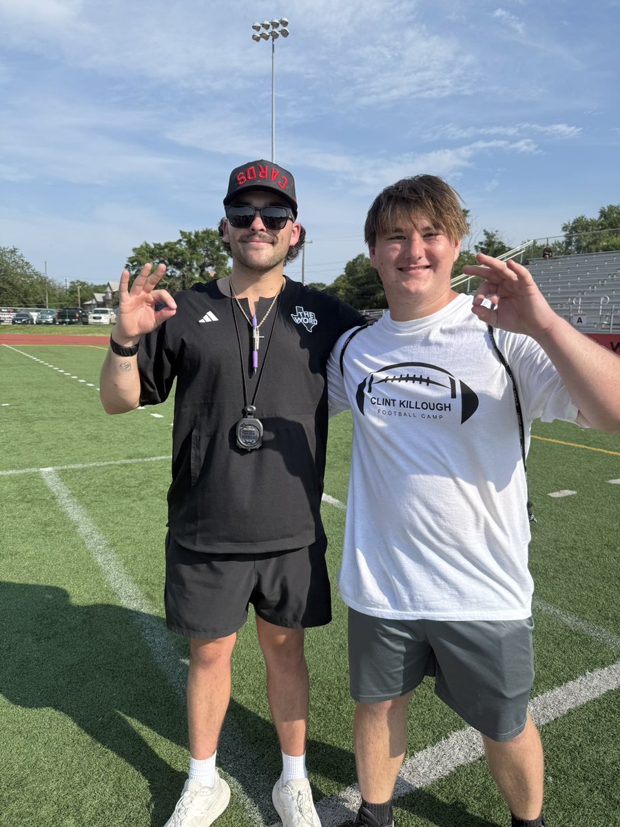 sullivan_zboril's tweet image. Thank you @CoachScifers @Coach_Killough and @UIWFootball for your time yesterday evaluating me. Got some great advice from your current long snappers!
@TheChrisRubio @joe_gillespi3 @hayden_wall @RecruitMidway @MidwayFB