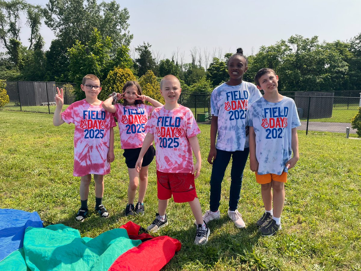 Liz Anderson tweet media