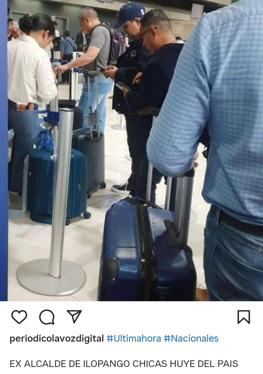 La Bayuncada Cyan ® 🤡 (@labayuncadacyan) on Twitter photo No entiendo porque varias asociaciones que se dedican a rescatar animales siempre están etiquetando a <a href="/nayibbukele/">Nayib Bukele</a>.
A ese maje no le importa el bienestar de los peluditos.
Si no vean lo que hizo con el ex Alcalde de Ilopango.
Ya se les olvidó? No entiendo porque varias asociaciones que se dedican a rescatar animales siempre están etiquetando a <a href="/nayibbukele/">Nayib Bukele</a>.
A ese maje no le importa el bienestar de los peluditos.
Si no vean lo que hizo con el ex Alcalde de Ilopango.
Ya se les olvidó?