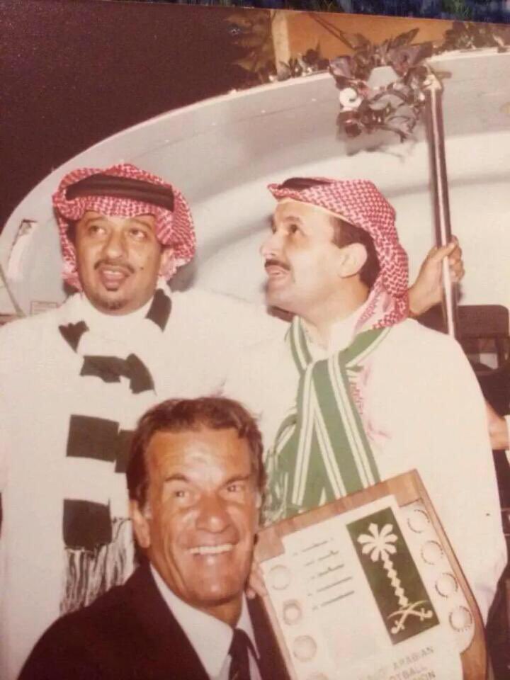 MOmar808's tweet photo. @0ytrb الأهلي موطن الأساطير 👑
.
.
.
#messi_to_alahli_pifsaud https://t.co/Y8q66KPDQp