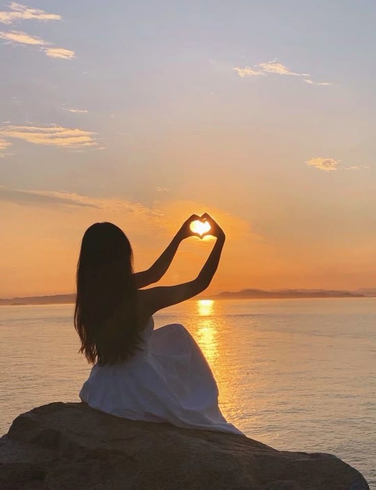 Relex86818's tweet photo. Good morning and welcome!
Wishing you a day full of happiness, peace, and success. 🌺✨
🌅 Arabic (العربية):
صباح الخير وأهلاً وسهلاً!
أتمنى لكم يوماً مليئاً بالسعادة والسلام والنجاح. 🌸💫

Hashtags:
#GoodMorning
#صباح_الخير
#NewDayBlessings
#MorningVibes
#يوم_جديد
#Riyadh https://t.co/RGdJi9zMZC