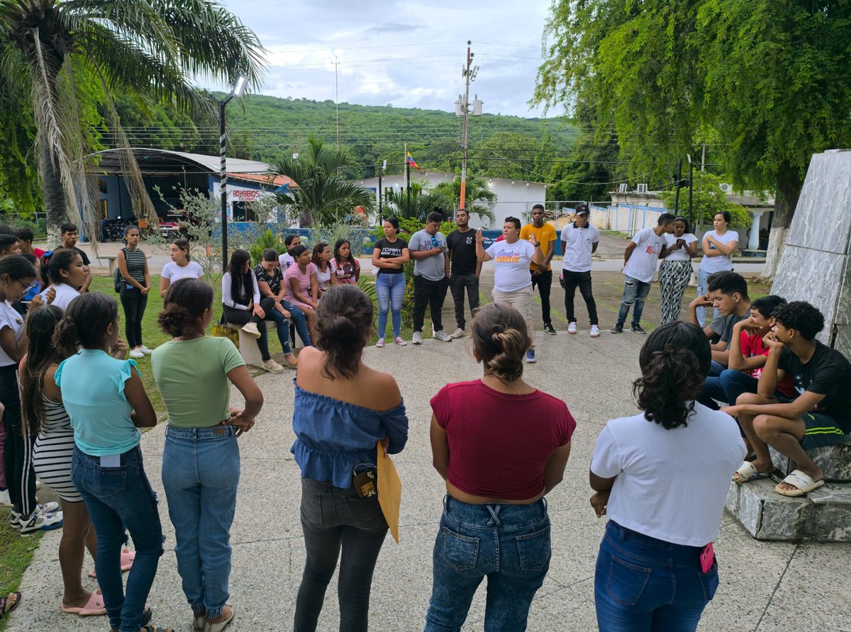 En el Mpio.<a href="/AebMrt/">AebMRT</a> <a href="/TupamaroMRT_/">Movimiento Revolucionario TUPAMARO Vzla.</a> en cada Territorio Impulsando las Comunas, el Poder Popular; estamos escuchando, a nuestra juventud 

Habrá un ante y un después  seremos ejemplo para nuestros  pueblos y para los pueblos del mundo.
"Fidel Castro"
#ComunaONada