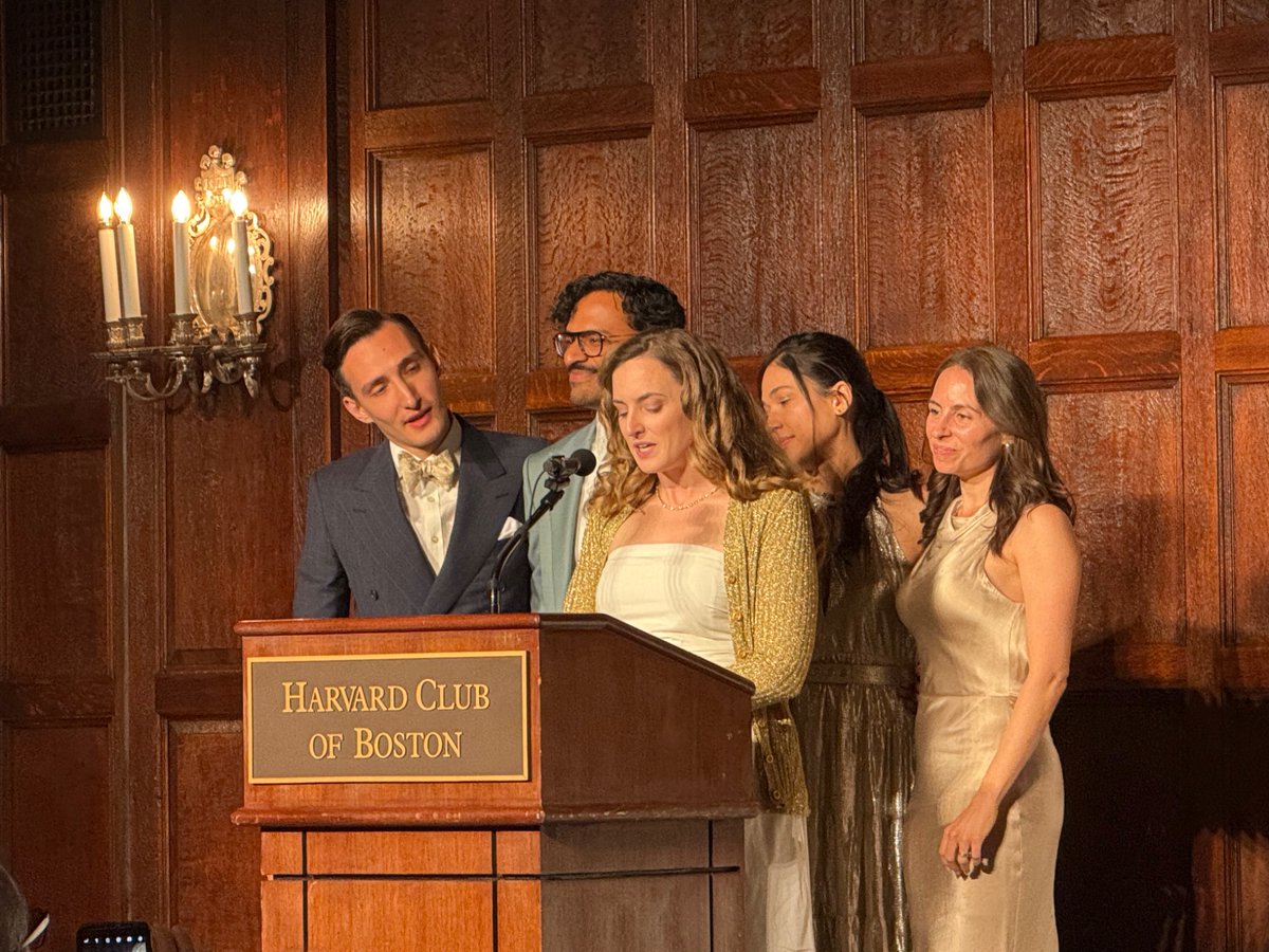 Brigham and Women's Neurology (@bwhneurology) on Twitter photo We couldnāt have done it without our chief residents!
Congrats to all of our graduates! <a href="/harvardneuromds/">Mass General Brigham/HMS Neurology Residency</a> š©āāļø š§ š©ŗ We couldnāt have done it without our chief residents!
Congrats to all of our graduates! <a href="/harvardneuromds/">Mass General Brigham/HMS Neurology Residency</a> š©āāļø š§ š©ŗ