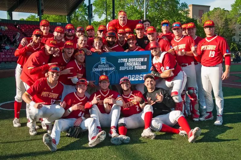 GorillasBSB's tweet image. June 24th we’re hosting our annual prospect camp! Classes 2025, 2026, 2027, and 2028 are all welcome! Pro style workout in the morning then a game in the afternoon! pittstategorillas.com/sb_output.aspx…