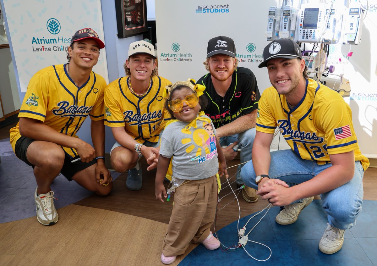 Ryan Seacrest Foundation tweet media