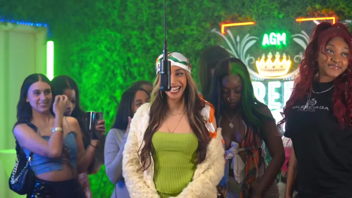 Getting ready for ⁦<a href="/HOT97/">HOT 97</a>⁩ summer jam!!!!