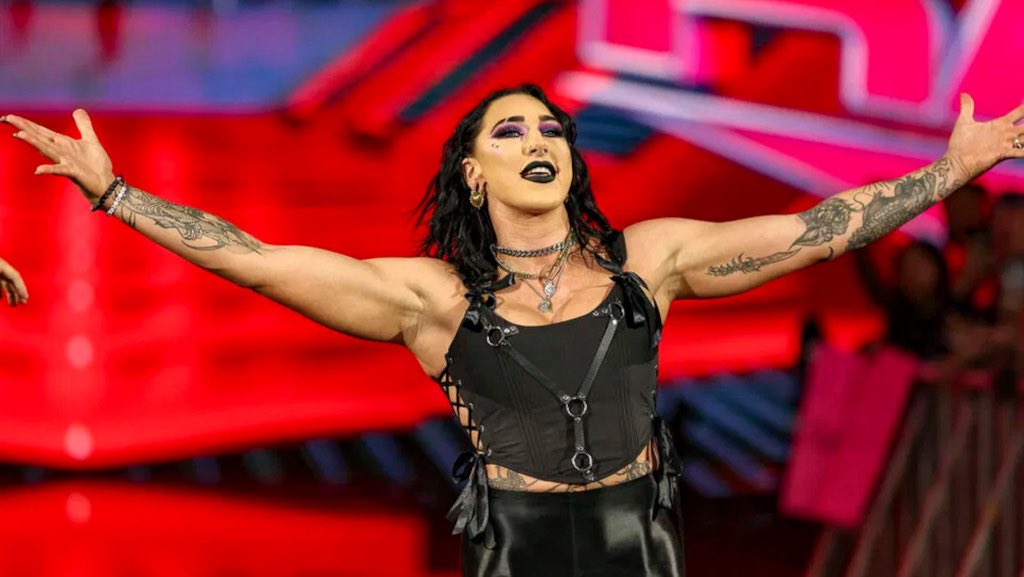 ManyFangs's tweet image. Siorsha wins yet another fight at The Tall Ship moving up quickly, more than any other garou that has fought there she would certainly be getting the attention of the Baroness soon as after her next fight she would be up against Gabriel and the Rosary herself.