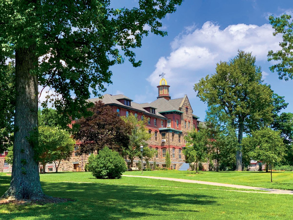 Campus is much quieter these days without our students. We’re wishing everyone a restful, safe, and fun summer break! ☀️