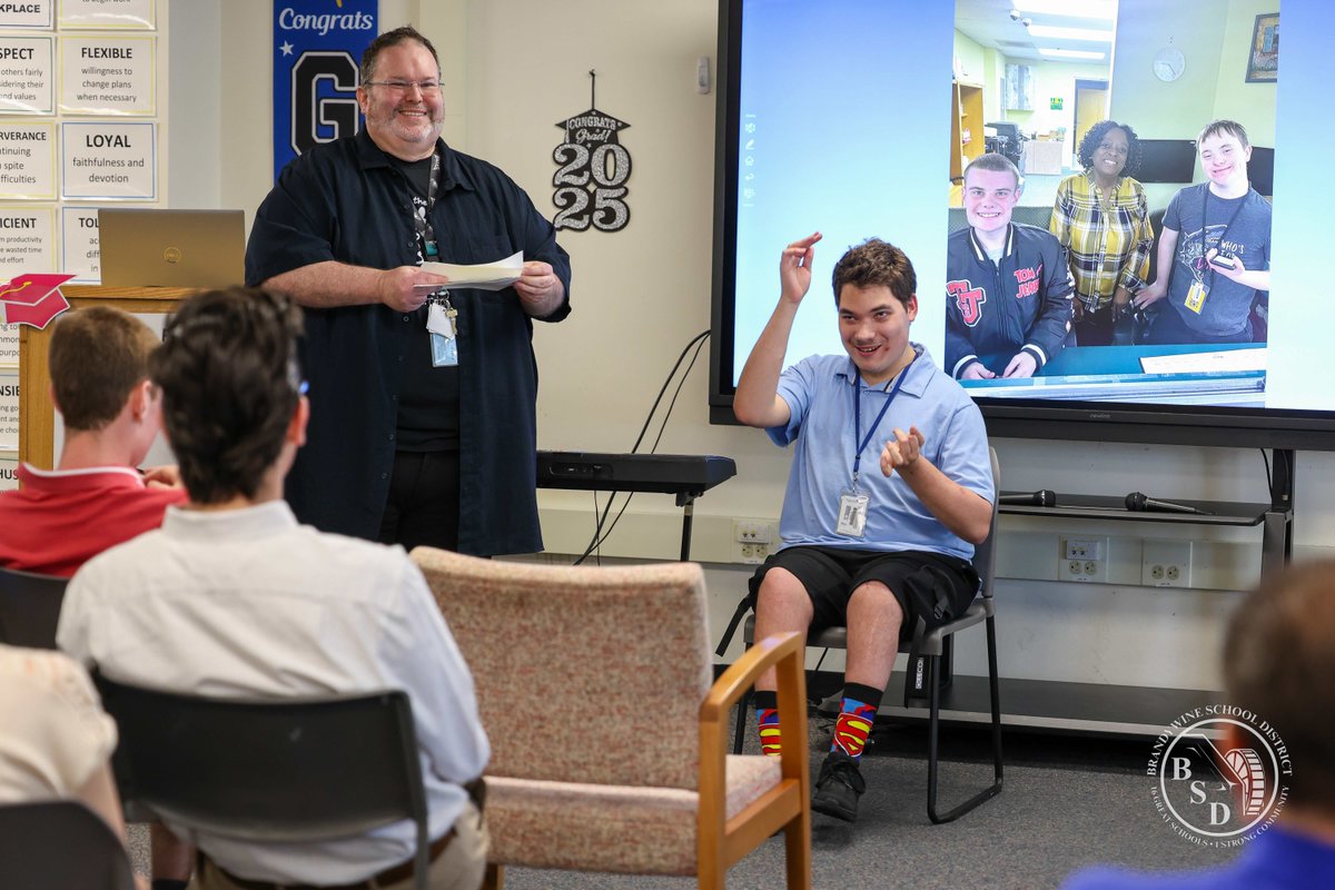 Proud moments from the S.I.T.E. Exit Ceremony!

We celebrated our amazing interns—young adults who built skills, confidence, and independence through vocational training and community internships. Your future is bright, and we’re cheering you on! #Proud2bBSD