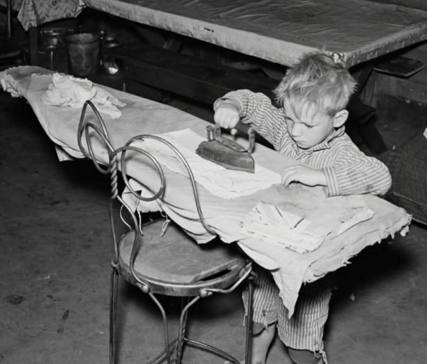 Son of John Harshenberger, Mennonite farmer. Sheridan County, Montana, 1937. Photo by Russell Lee