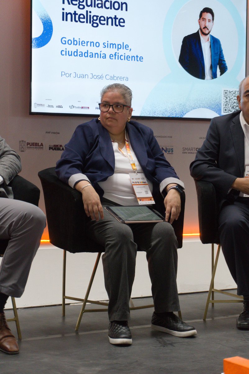 Regulación Inteligente: Gobierno simple, ciudadanía eficiente

📍 Sala Talavera

Así se vivió la sesión: "Regulación Inteligente: Gobierno Simple, Ciudadanía Eficiente" 🤖

En el Smart City Expo LATAM Congress en Puebla, la sesión de Innovación Digital titulada "Regulación